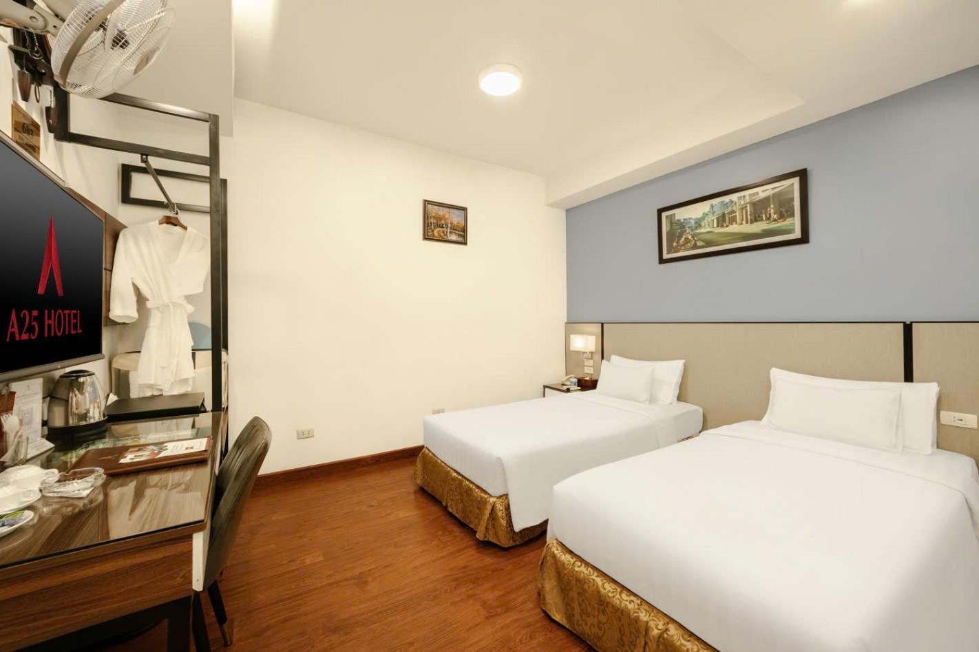 A25 Hotel - 46 Chau Long Hanoi Buitenkant foto