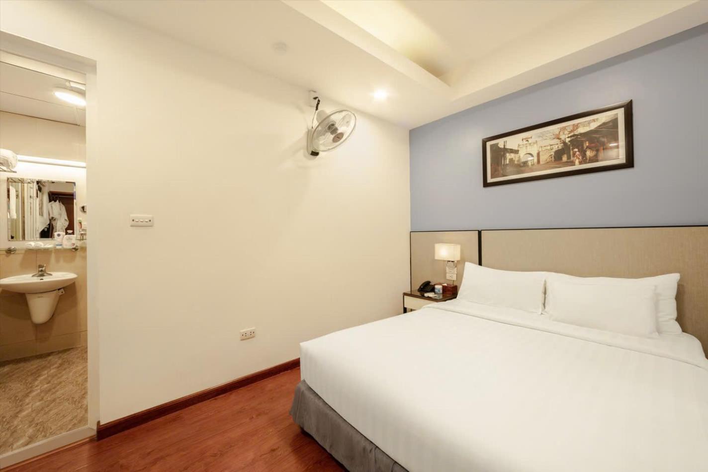A25 Hotel - 46 Chau Long Hanoi Buitenkant foto